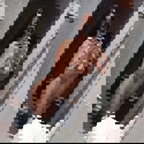 Ariana19JTopService15