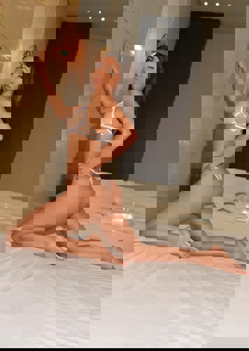 Latinka - +4915214200907, +491521-4200907, 01521-4200907