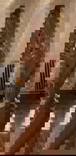 NikaEuropeanEscortHongKong