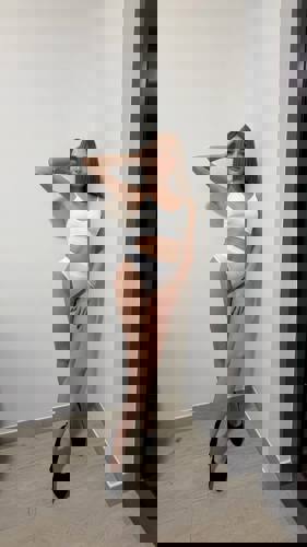 Malika4 - +14583083496, +1458-308-3496, (458)-308-3496