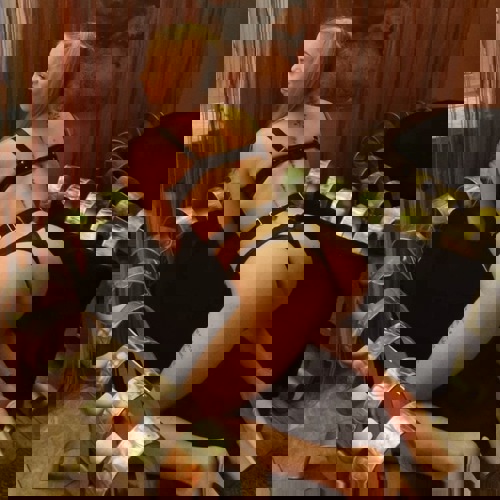 AnastasyaNEUPartyfrau