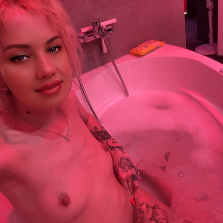 ByancaAVGanzNeuNURMITKONDOM