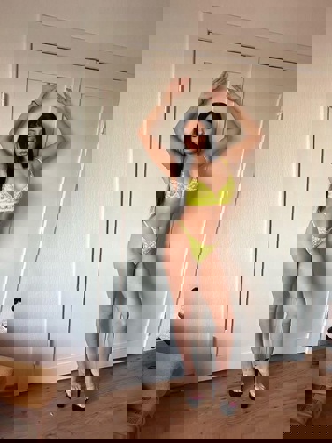 Rihanna1 - +4915777646322, +491577-7646322, 01577-7646322