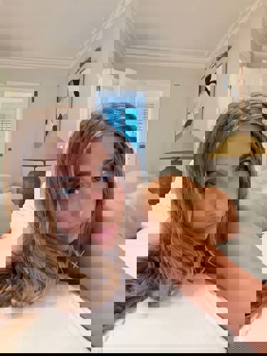 Yvonne75 - +33756858227, +337-56 85 82 27, 07-56-85-82-27