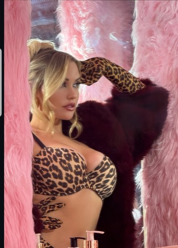 Alice77 - +33774400036, +337-74 40 00 36, 07-74-40-00-36