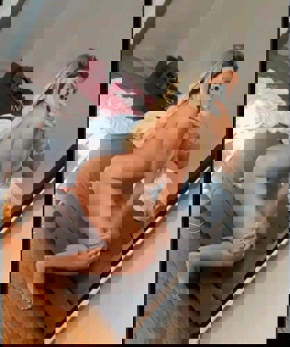 NeuKniginRoxsaAVsqurtingpartyFra - +4915783739884, +491578-3739884, 01578-3739884