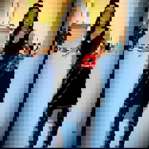 ErfahreneBizarreLadySabrinaBisDo