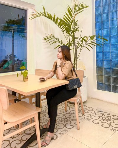 Fiola - +6285648358348, +62856-4835-8348, 0856-4835-8348