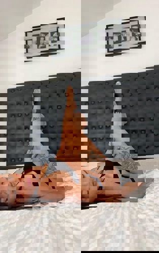 MIANeue - +4915213118460, +491521-3118460, 01521-3118460