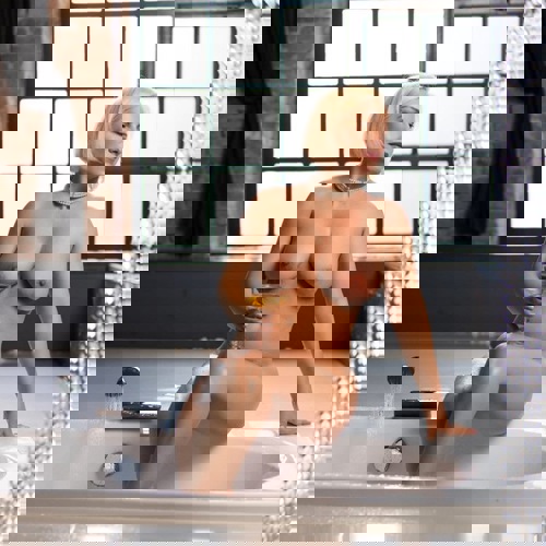 NEUVerfhrerischeLINDA