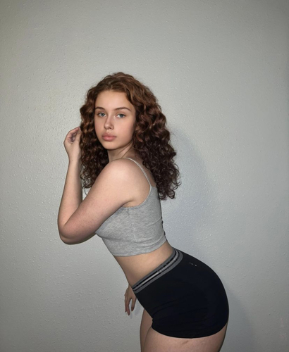 Prunelle1926 - +33644694503, +336-44 69 45 03, 06-44-69-45-03