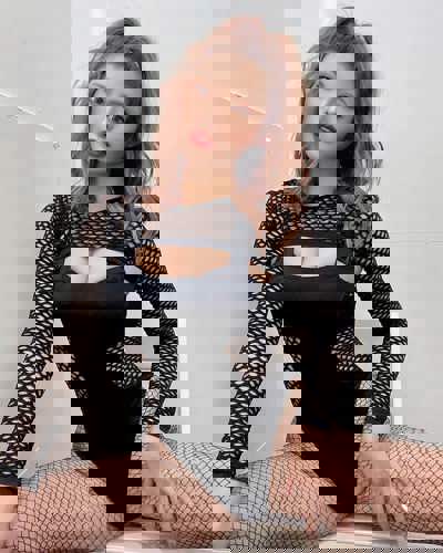 MIKAProfessionalModel - +447449789432, +447449-789432, 07449-789432