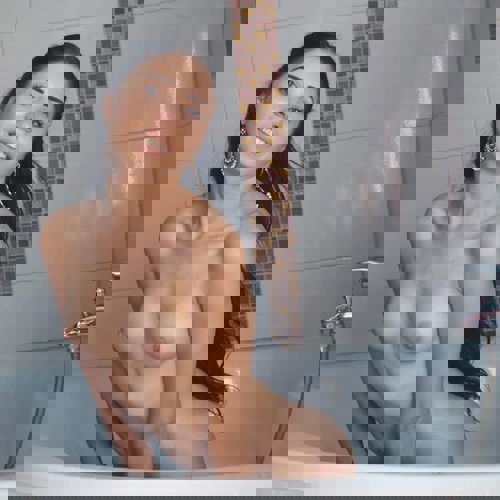 SKINNYALINA19J150MKF321