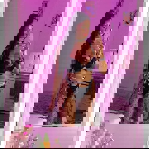 VioletaNeuNurdieseWochevorOrt