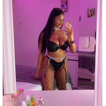 VioletaNeuNurdieseWochevorOrt