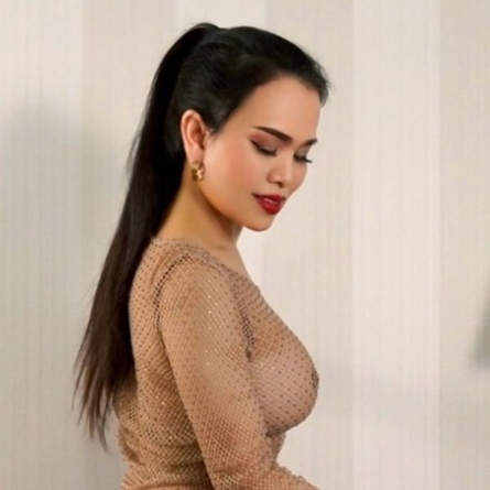 MonaErotischeMassage