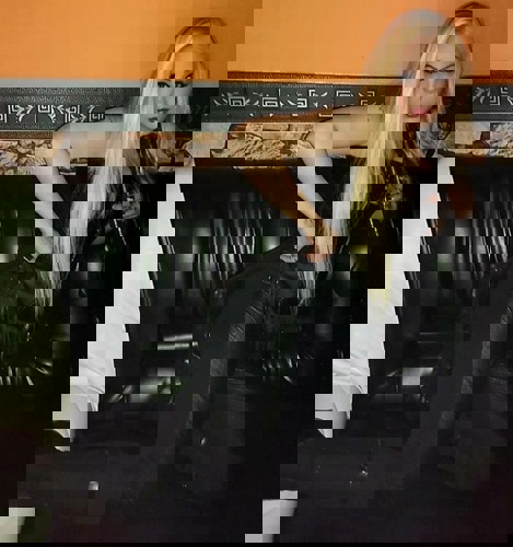 LiaTOPSERVICENEUNUMMER - +4915213584674, +491521-3584674, 01521-3584674