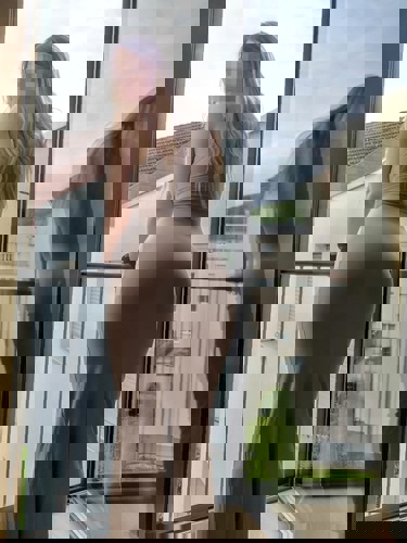 EmmaneueNummer - +4917618275644, +49176-18275644, 0176-18275644