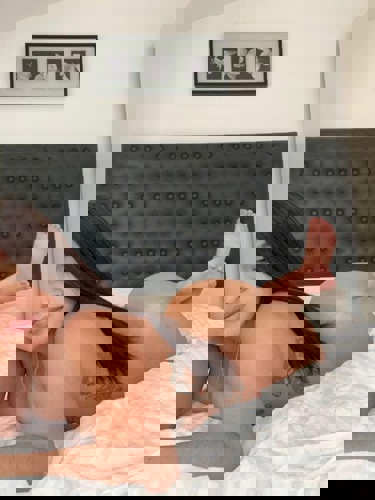 MIANeue - +4915213118460, +491521-3118460, 01521-3118460