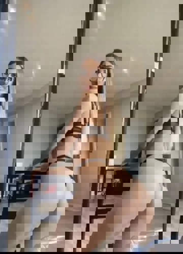 Andreea1639 - +491639527841, +49163-9527841, 0163-9527841