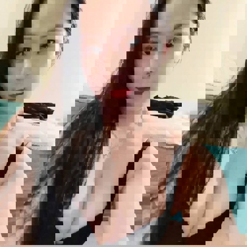 Emeli100OriginelleFotos1