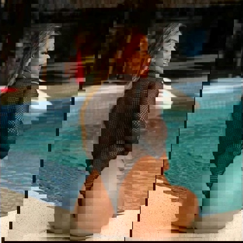 NeuKniginRoxsaAVsqurtingpartyFra