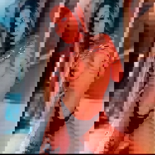 DeutscheSexyMilfLaura