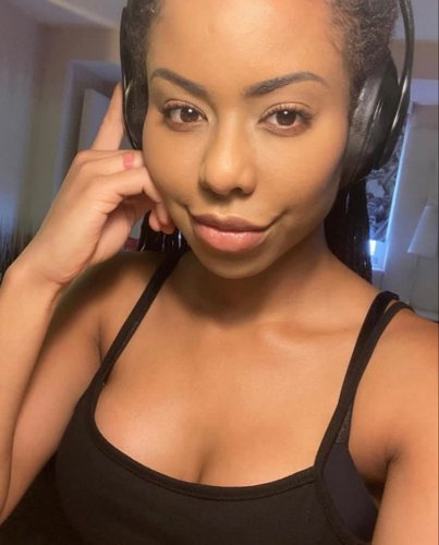 Vanessa64 - +33644666772, +336-44 66 67 72, 06-44-66-67-72