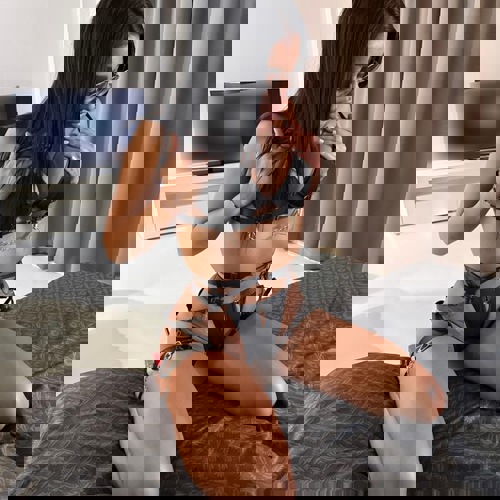 EmmaNuraufWhatsApperreichbar