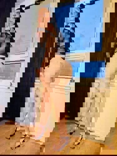 SheronBrandneu - +491634498945, +49163-4498945, 0163-4498945