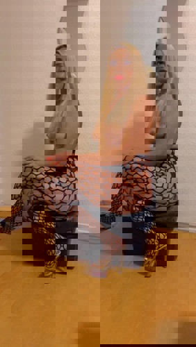 ISSABELLE1 - +4915756415939, +491575-6415939, 01575-6415939