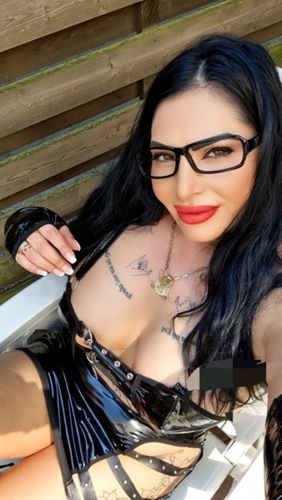 LadyAmadeeaNurWhatsApp - +4917666045559, +49176-66045559, 0176-66045559
