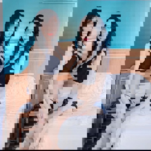 LalaampYomoausJapannurWhatsApp1