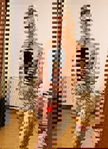 MayabesuchbaramphotelbesucheampH - +4915214000519, +491521-4000519, 01521-4000519