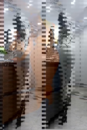 LauraGanzNeuParty - +4917615636784, +49176-15636784, 0176-15636784