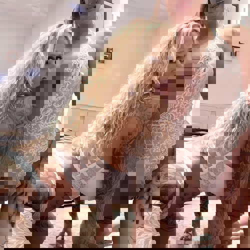 JuliainkedDreiermitFreundinSunny