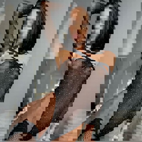 Lisa24HbesuchbarHausundHotelbesu