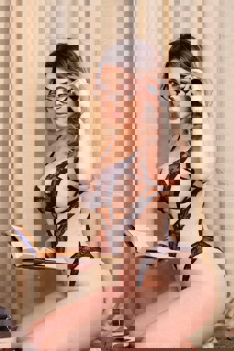 Bombshell - +4915783353477, +491578-3353477, 01578-3353477