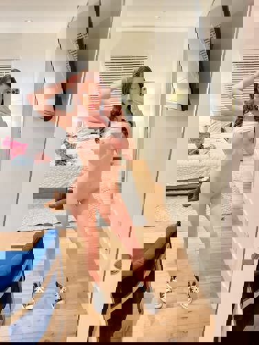 Sandrine749 - +447490957562, +447490-957562, 07490-957562