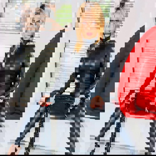 LadyAmelynurbisFreitag