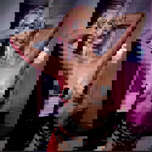 MishaAMSONNTAGAB1600UHRDA