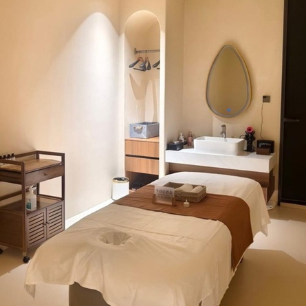 TopBtoBMassagemitgrossenBrsten