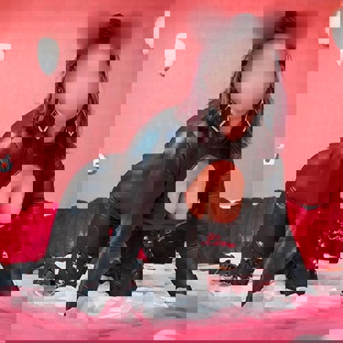 KlaudiaimKnusperhaus