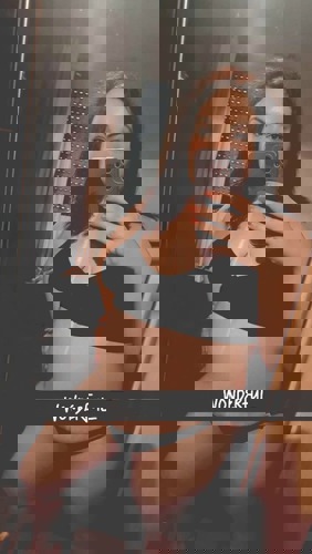 AURORAKURVIGEPRINZESSIN - +4917685251904, +49176-85251904, 0176-85251904