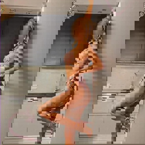 NEUOliviaausPolenTopService