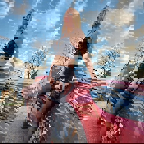 SeSarahausUngarnAVExpertin1 - +4915904703255, +491590-4703255, 01590-4703255