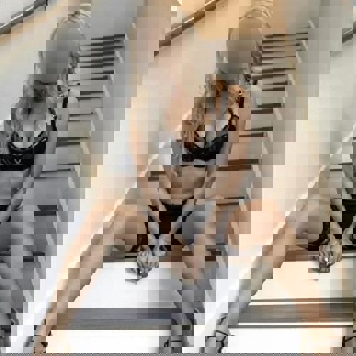 FrancescaAVTopServiceParty2424