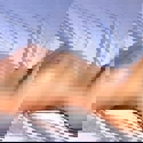 NAOMIisteineerfahrenesinnlichzrt