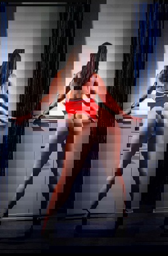 LauraBodytoBodyMassage - +4915777125059, +491577-7125059, 01577-7125059