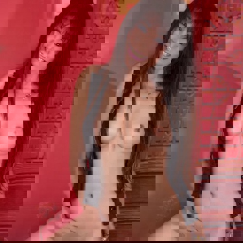 AsiaEmmiNurfrkurzeZeit